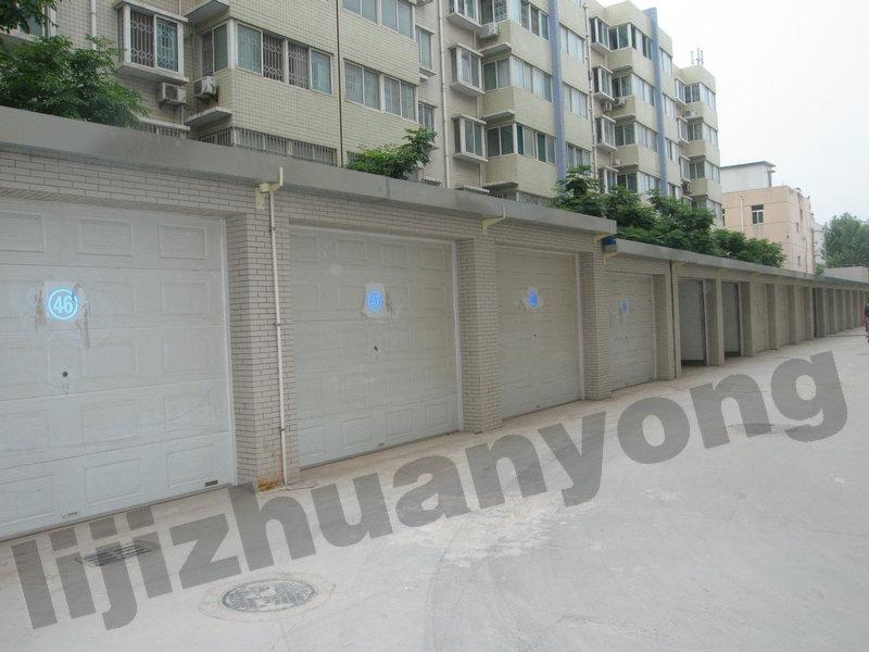 供應(yīng)西安翻板車庫門供應(yīng)商，西安翻板車庫門價格，西安翻板車庫門供應(yīng)