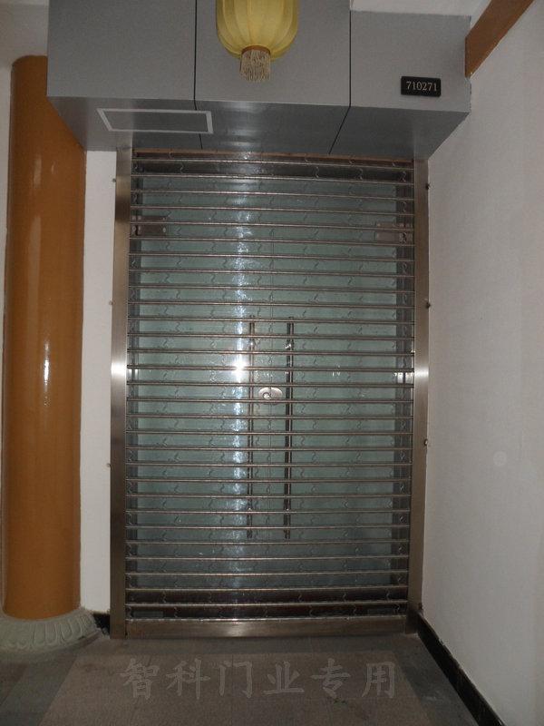 供應(yīng)西安卷簾門定做