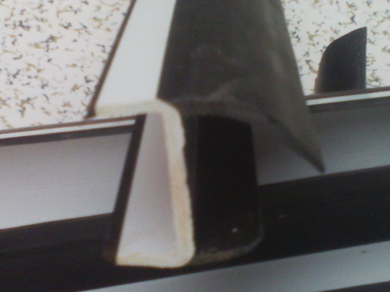 山東車廂密封條批發(fā)圖片