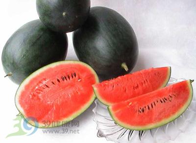 供應(yīng)有籽和無(wú)籽西瓜