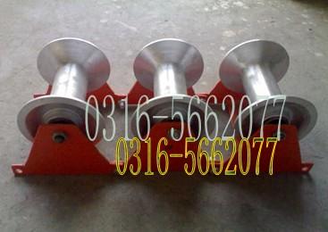 供應(yīng)三輪轉(zhuǎn)向電纜滑車