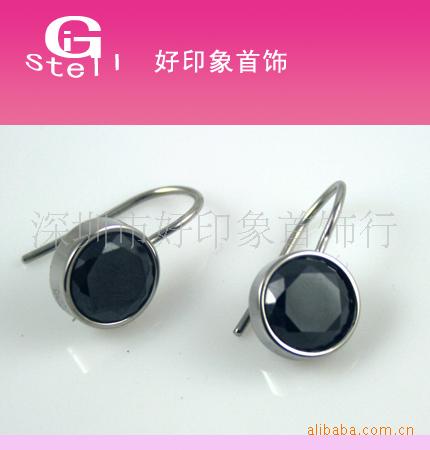 流行耳環(huán)圖片