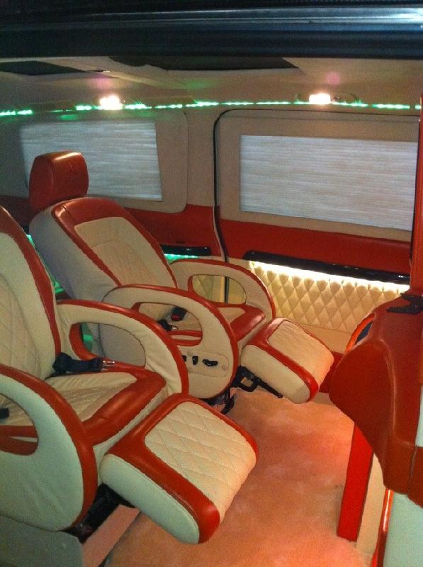 供應(yīng)奔馳SLK內(nèi)飾改裝SLK內(nèi)飾翻新改色