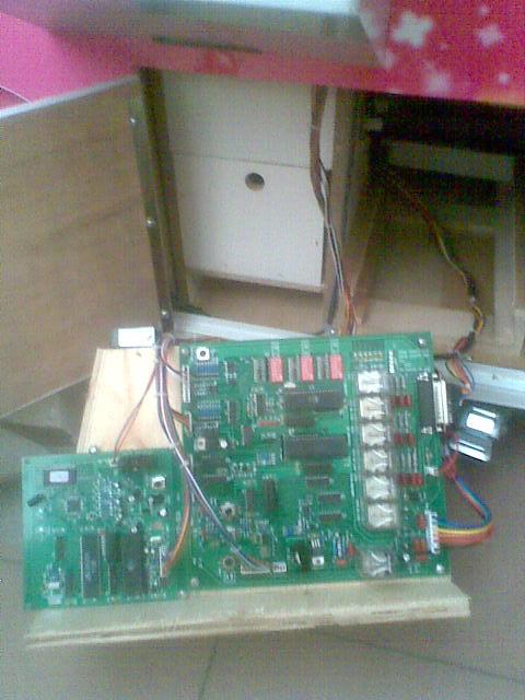 供應廣東東莞那里有娃娃機抓公仔機