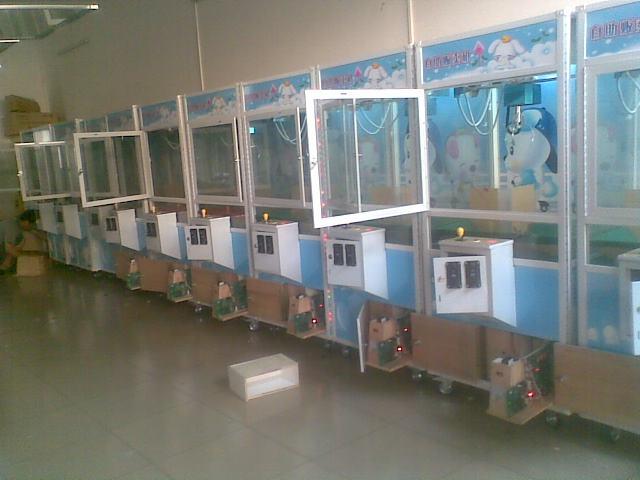 供應(yīng)惠州娃娃機(jī)公仔機(jī)夾煙機(jī)