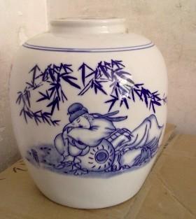供應(yīng)批發(fā)瓷器陶瓷瓶子壇子罐子定做加工密封辣醬瓶泡菜壇蜂蜜罐蓋罐酒壇子