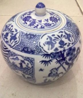 供應(yīng)定做加工陶瓷泡椒泡菜壇泡菜罐腌菜壇景德鎮(zhèn)陶瓷蓋罐咸菜壇醬菜壇定做