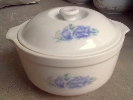 供應(yīng)批發(fā)景德鎮(zhèn)陶瓷喜字壇泡菜腌菜壇酒壇棗子罐臊子肉罐加工訂制定做