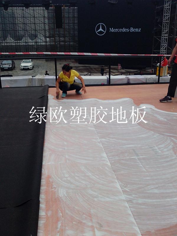 供應(yīng)廣州橡膠卷材地板綠歐專業(yè)