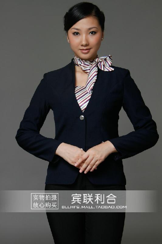 供應(yīng)師范大學(xué)學(xué)生面試沈記職裝推薦品牌