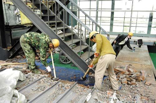 供应上海工程拆除钢结构拆除厂房拆除广告牌拆除工程室内拆除图片