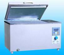 供應(yīng)電熱恒溫水浴鍋2