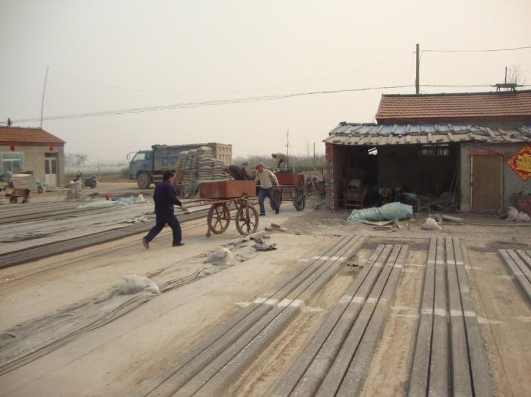 供應(yīng)山東水泥柱子批發(fā)葡萄架立柱