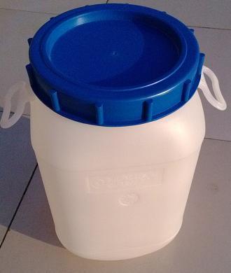 銷(xiāo)售消毒劑塑料桶圖片