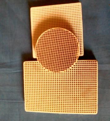 供應球鐵用直孔陶瓷過濾網(wǎng)寧源出品