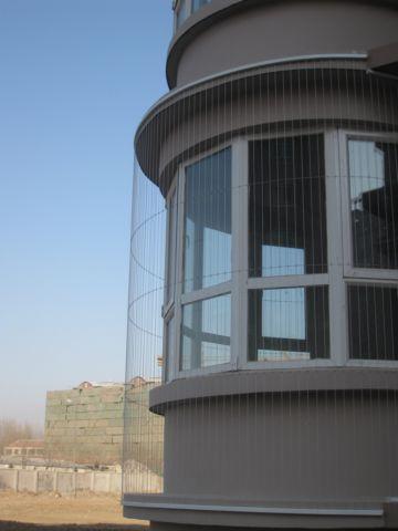 唐山天天安防盜窗隱形防護(hù)網(wǎng)支持圖片