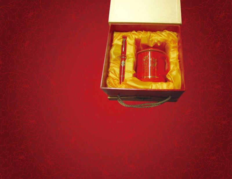 西安高檔骨質(zhì)瓷筆套裝圖片