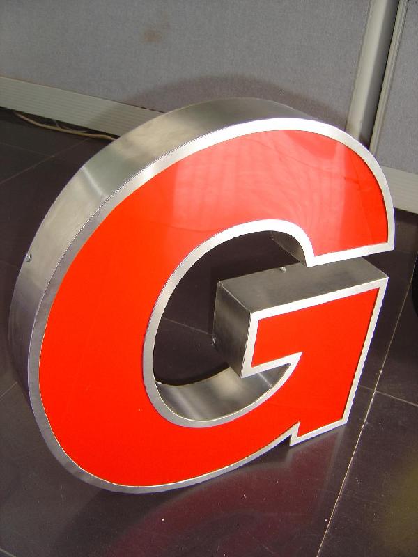 供應(yīng)鄭州發(fā)光字