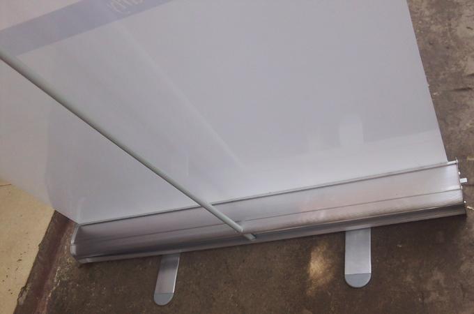 供應(yīng)易拉寶