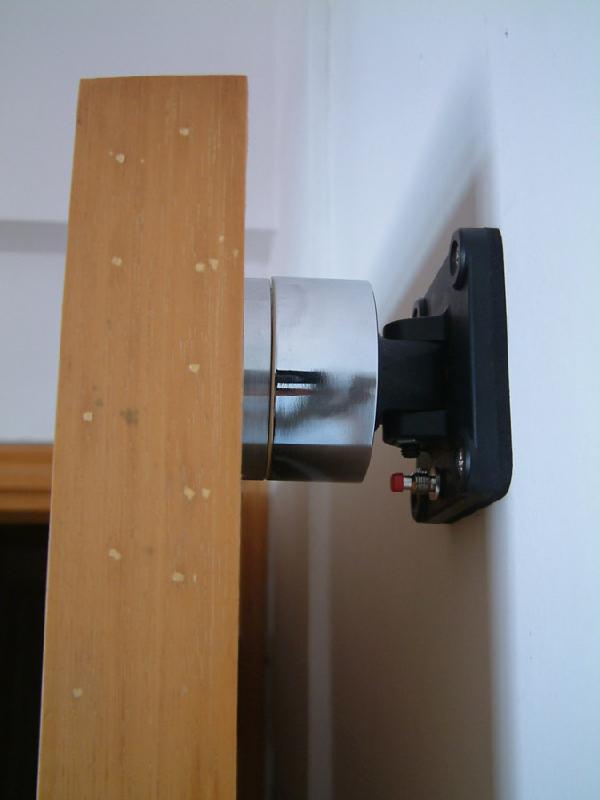 供應(yīng)墻式電磁門吸