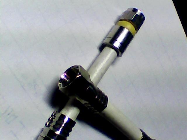 供應單*擠壓F頭，有線電視器材接插件，電纜接頭連接器，電纜防水頭