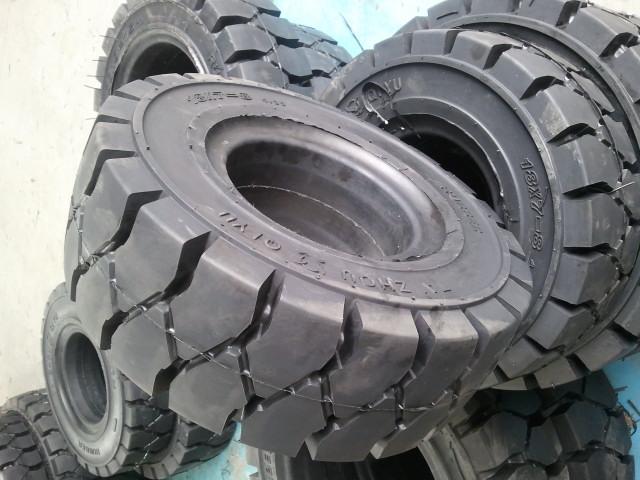 供應(yīng)臺州叉車實心輪胎廠家，臺州叉車實心輪胎價格，臺州叉車實心輪供應(yīng)商