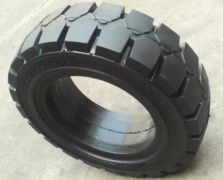供應(yīng)臺州叉車實心輪胎廠家，臺州叉車實心輪胎價格，臺州叉車實心輪供應(yīng)商