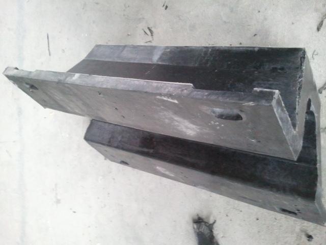 供應(yīng)DA型橡膠護(hù)舷* DA型橡膠護(hù)舷*青島橡膠護(hù) DA型橡膠護(hù)舷 青島橡膠護(hù)舷廠家