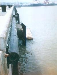 供應(yīng)GD型型橡膠護舷