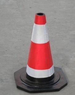 供應(yīng)橡膠路錐/橡膠路錐價(jià)格/橡膠路錐