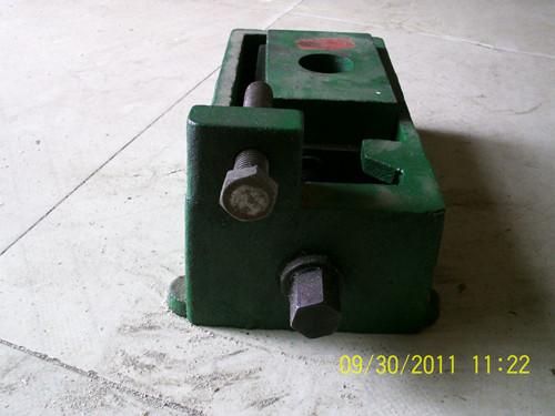 供應精密三層箱式側調墊鐵