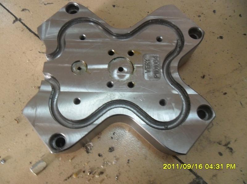 深圳熱流道170圖片