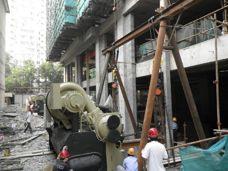 武漢吊裝隊(duì)圖片