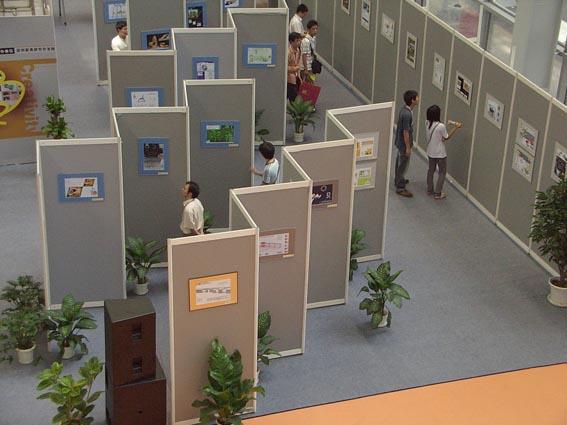 供應(yīng)八棱柱展架圖片展示架租賃