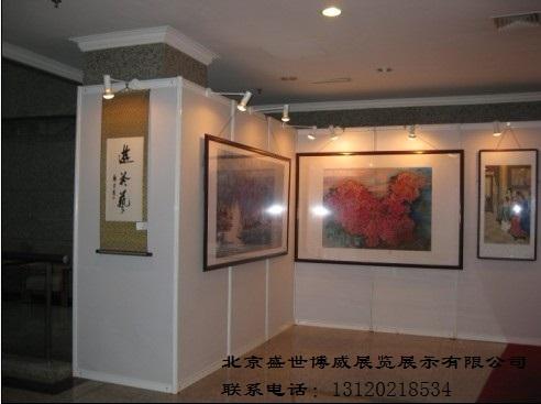 供應(yīng)八棱柱展架展板展屏展墻租賃