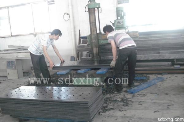 供應(yīng)護弦板*新興專業(yè)生產(chǎn)護弦板