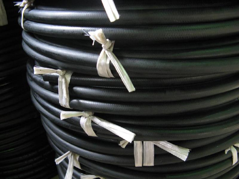 供應(yīng)橡膠管