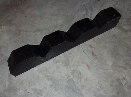 供應(yīng)塑膠墊木佛山廠家