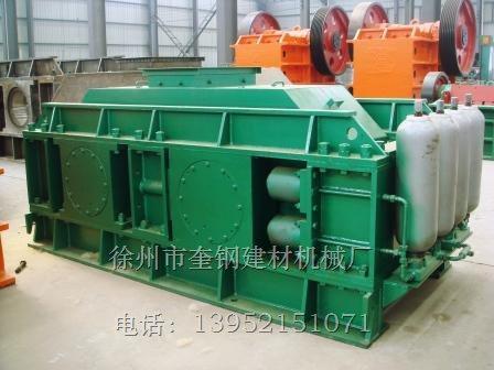 供應(yīng)2SPG1200X700液壓輥式破碎機(jī)