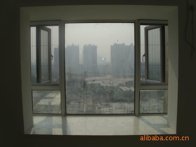 供應(yīng)開啟式智能隱形防護(hù)紗窗