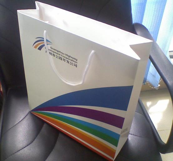 供應(yīng)深圳寶安松崗*的手提袋印刷廠