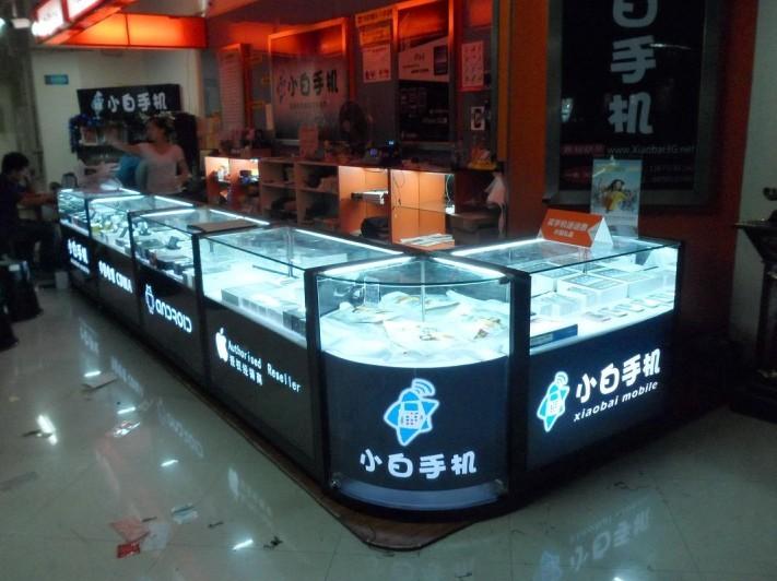 供應(yīng)海口驊天手機(jī)柜 ?？谒髂崾謾C(jī)展柜 ?？?展柜