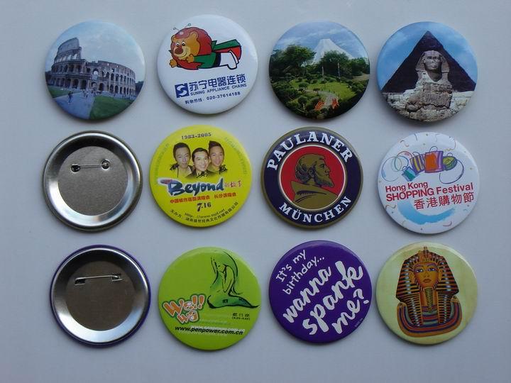 沈陽(yáng)有定制胸章的廠家不？沈陽(yáng)馬口鐵定制在哪？徽章定制價(jià)格！沈陽(yáng)胸章