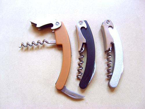 供應(yīng)呼爾潔特金屬開瓶器生產(chǎn)廠家鳥海紅酒開瓶器價格集寧多功能開瓶器