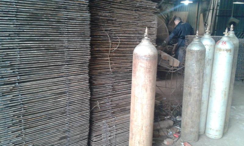 供應(yīng)建筑腳踏網(wǎng)鋼笆網(wǎng)生產(chǎn)供應(yīng)商