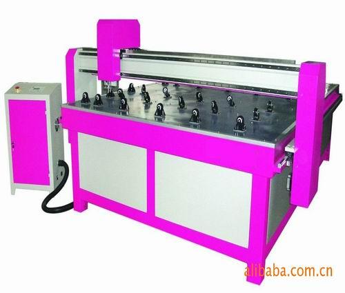 玻璃雕刻機(jī)圖片