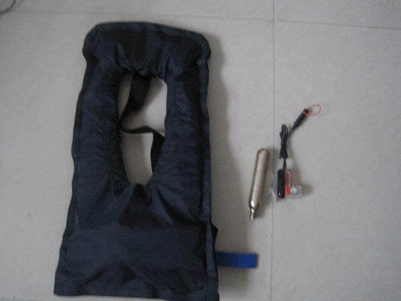 供應(yīng)氣脹式救生衣救生用品救生設(shè)備消防器材