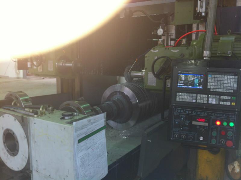 供應(yīng)大型瓦楞輥龍門銑，力通瓦楞輥銑床生產(chǎn)廠家，效率高精度好