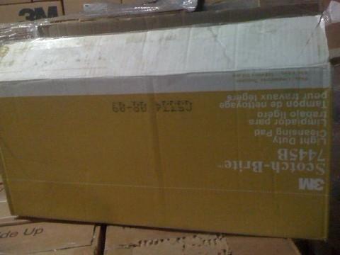 供應(yīng)3M7445白色尼龍磨片