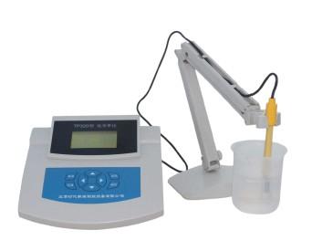 XY-TP320臺式電導(dǎo)率儀圖片